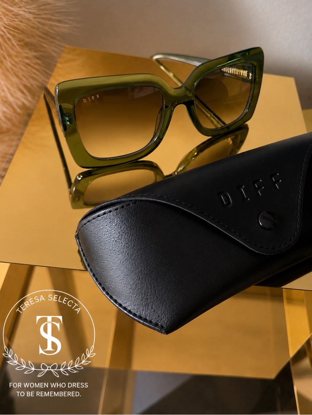 DIFF Eyewear Olive Green Oversized Square Sunglasses 💚 Includes Case